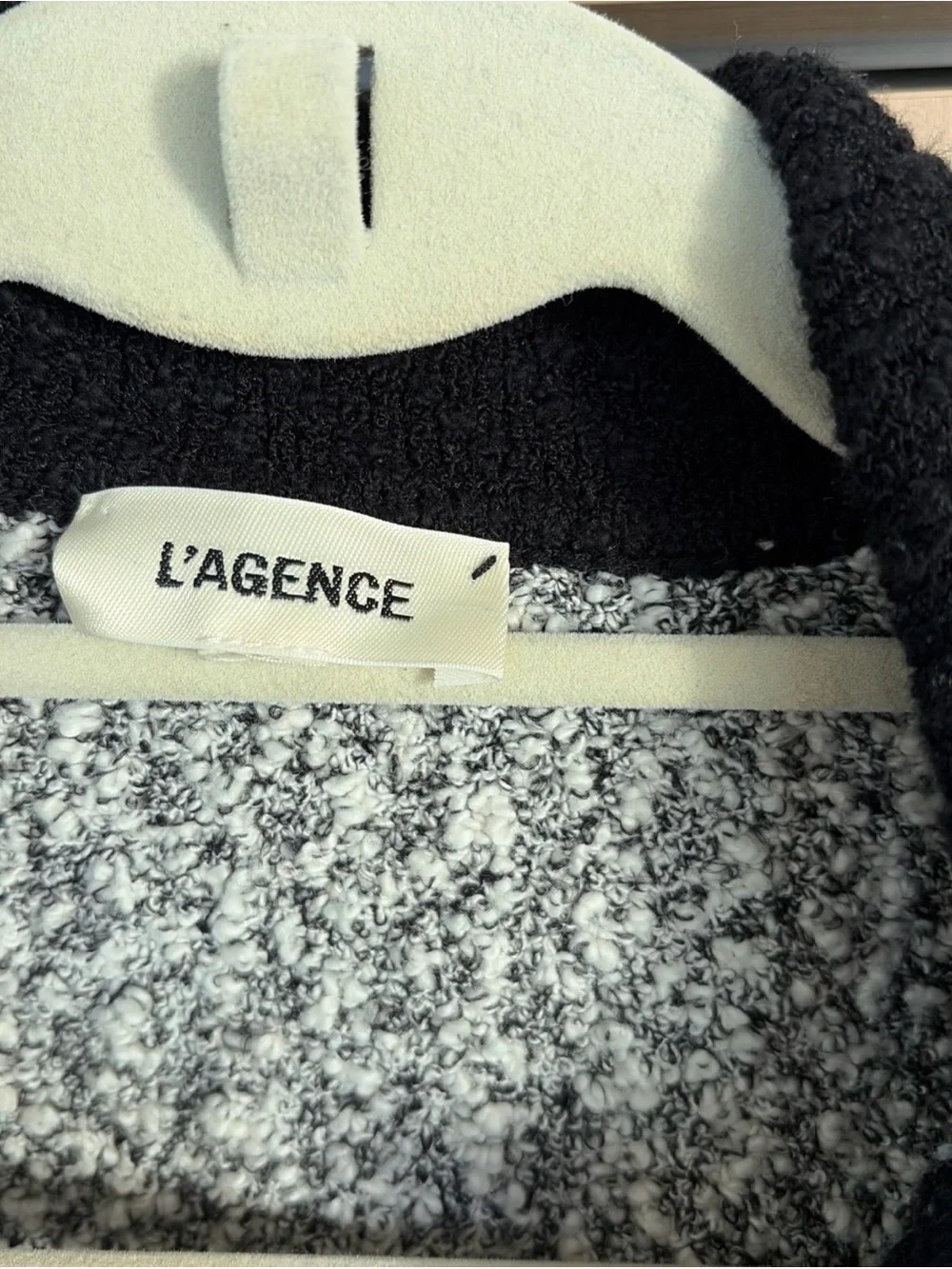 L’AGENCE Arielle Tweed Bouclé Jacket White Black Gold Buttons Designer